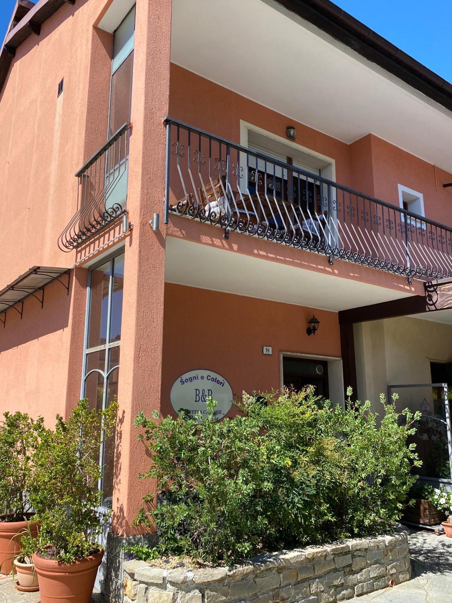 Sogni E Colori Bed & Breakfast Виланова д'Албенга Екстериор снимка