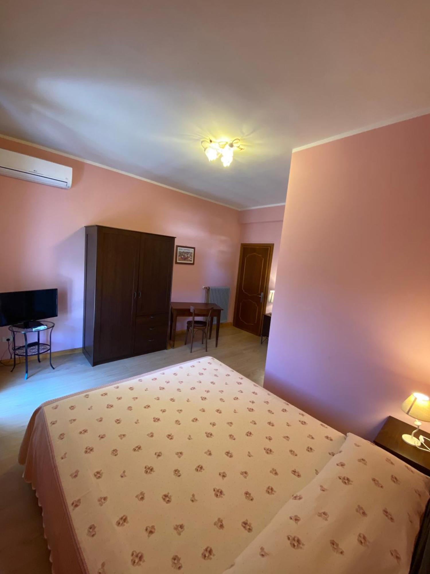 Sogni E Colori Bed & Breakfast Виланова д'Албенга Екстериор снимка